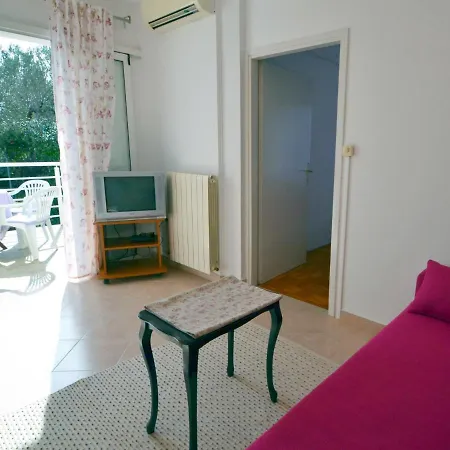 Appartement Lucija-1 *