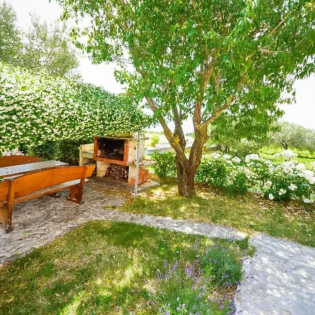 Appartement Lucija-1